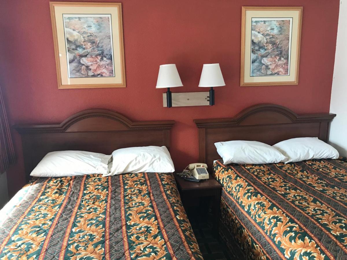 Travel Inn Ґрінсборо Екстер'єр фото