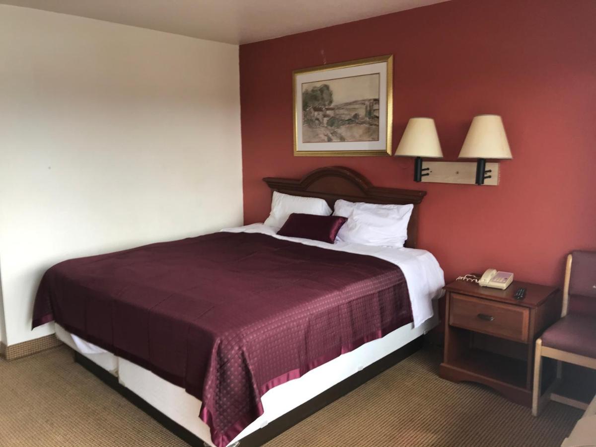 Travel Inn Ґрінсборо Екстер'єр фото